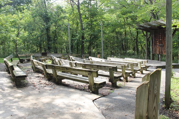 amphitheater benches 