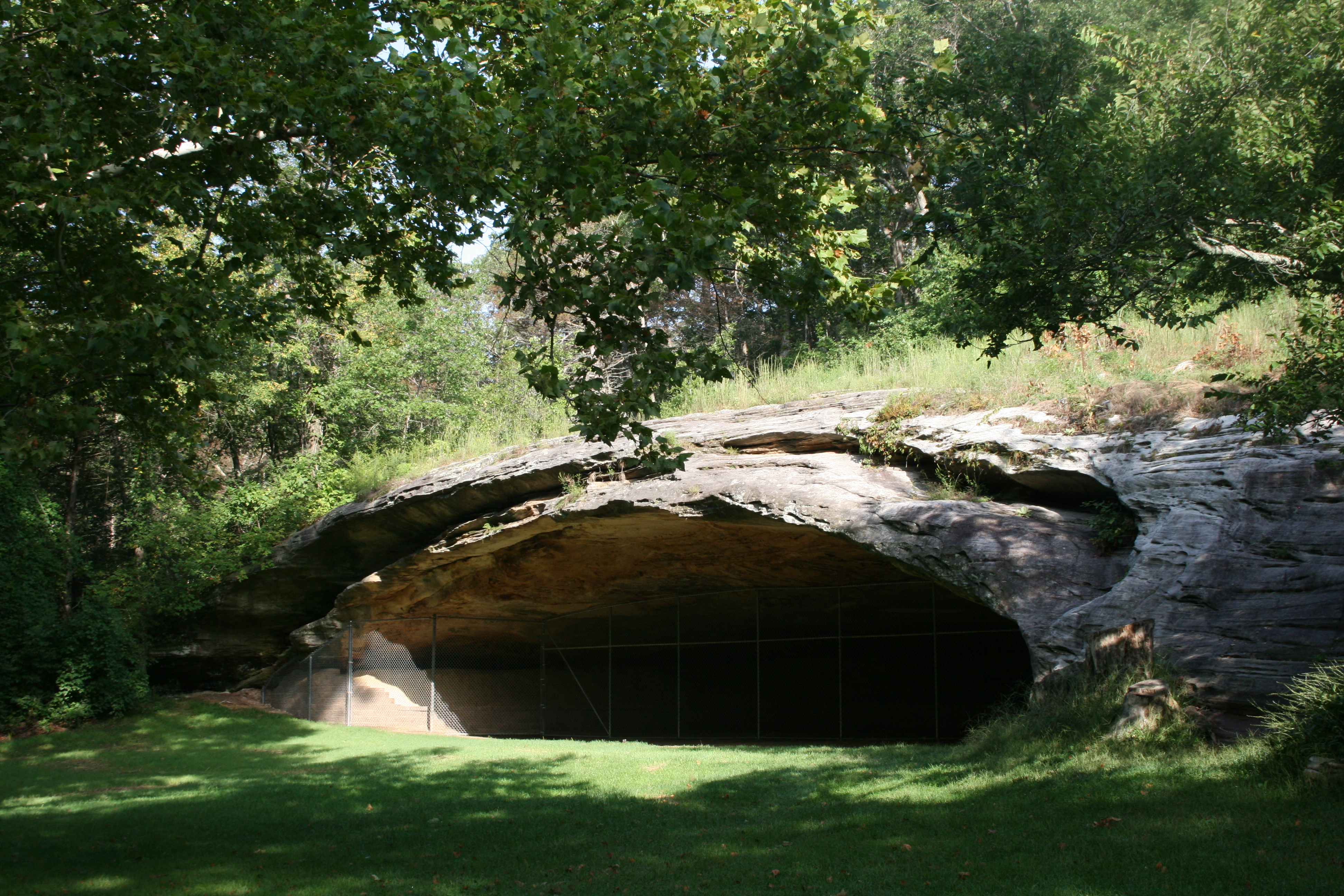 Graham Cave