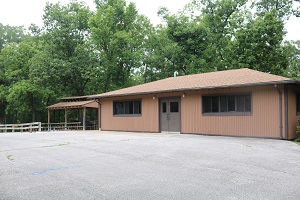 exterior of the enclosed shelter