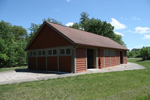 beach change house exterior