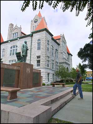 Vernon County Courthouse